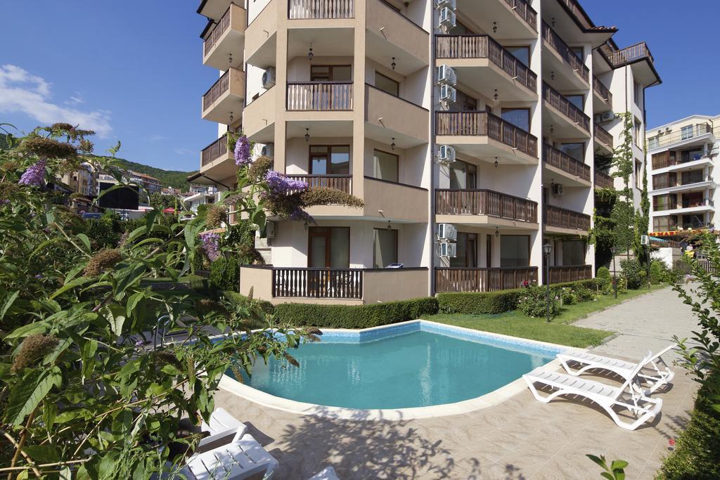 Mars Apartments In Complex Shipka Sveti Vlas Extérieur photo